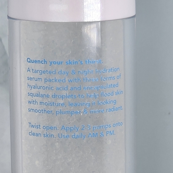 TULA Skincare‎ Hydrating Gel - Clear - Picture 4 of 7